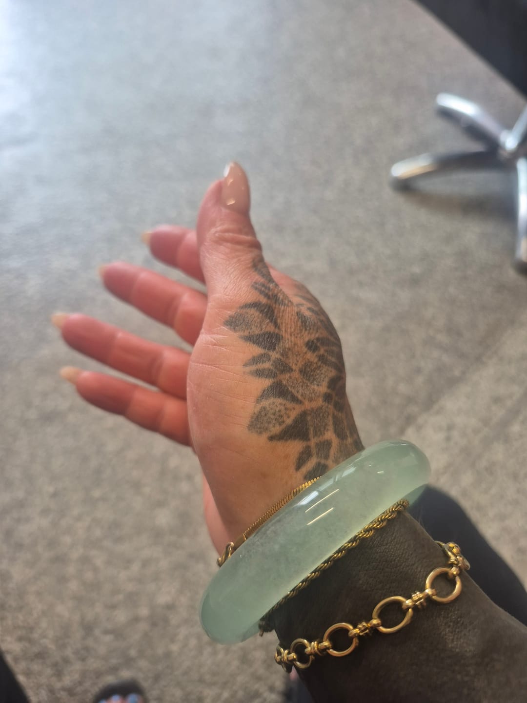 Customer photo review of Buddha Stones Jade Protection Healing Bangle Bracelet