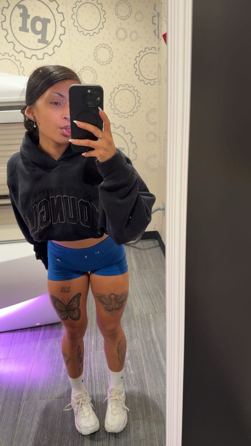 Customer photo review of W5192 - Layover Hoodie