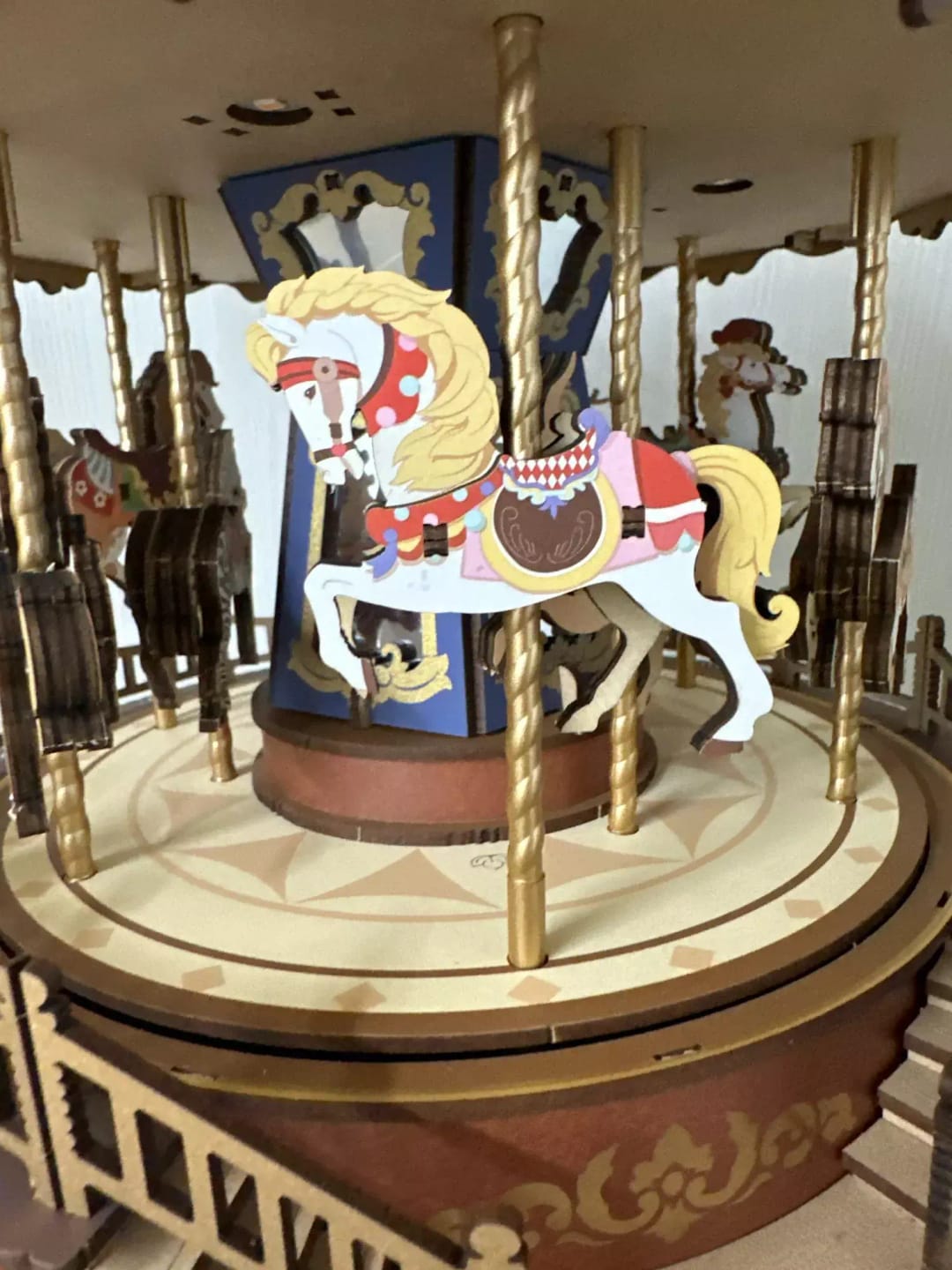 Customer photo review of Rolife Classic Carousel 3D Wooden Puzzle