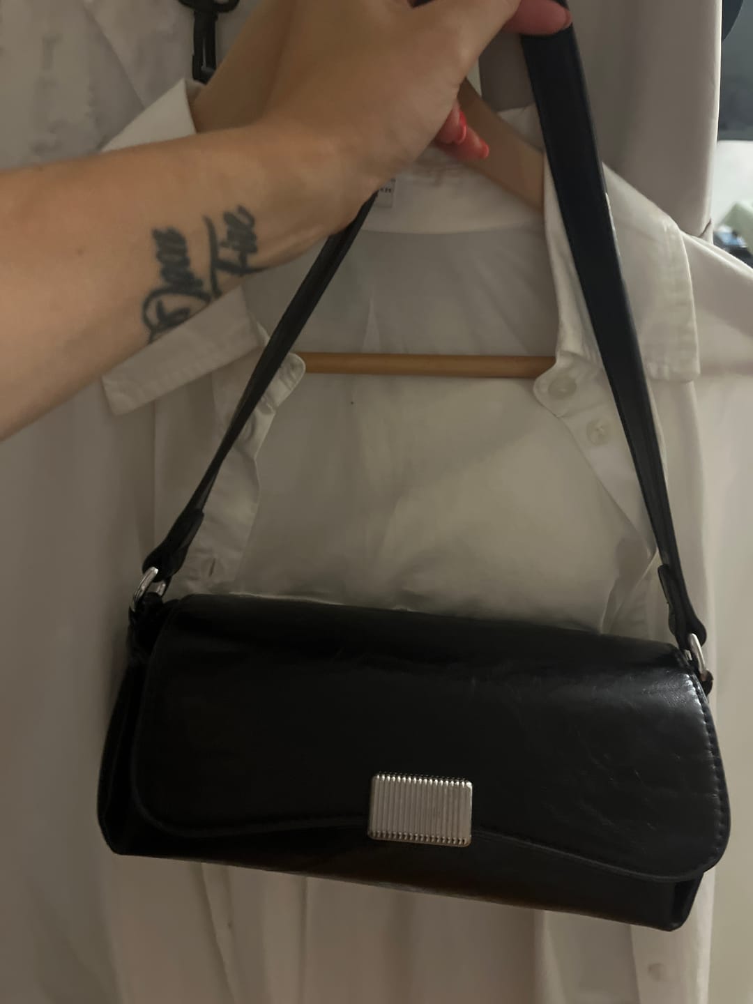 Customer photo review of Borsa Baguette Nera