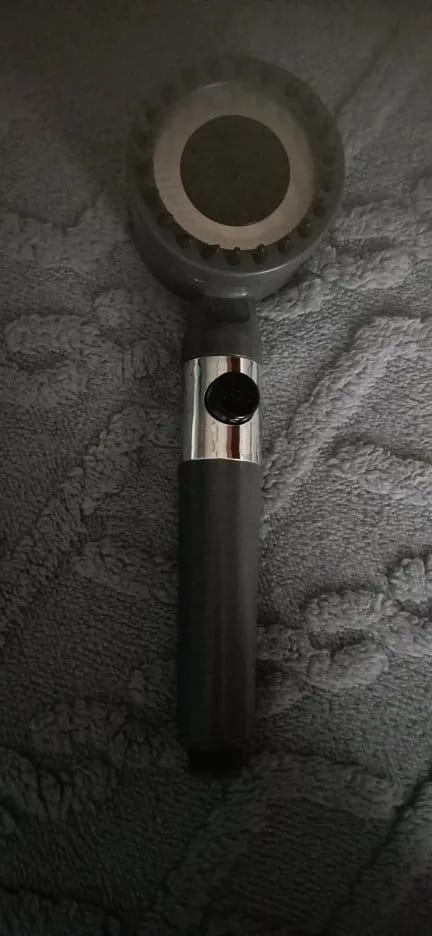 Customer photo review of Cabezal de ducha de alta presión con filtro