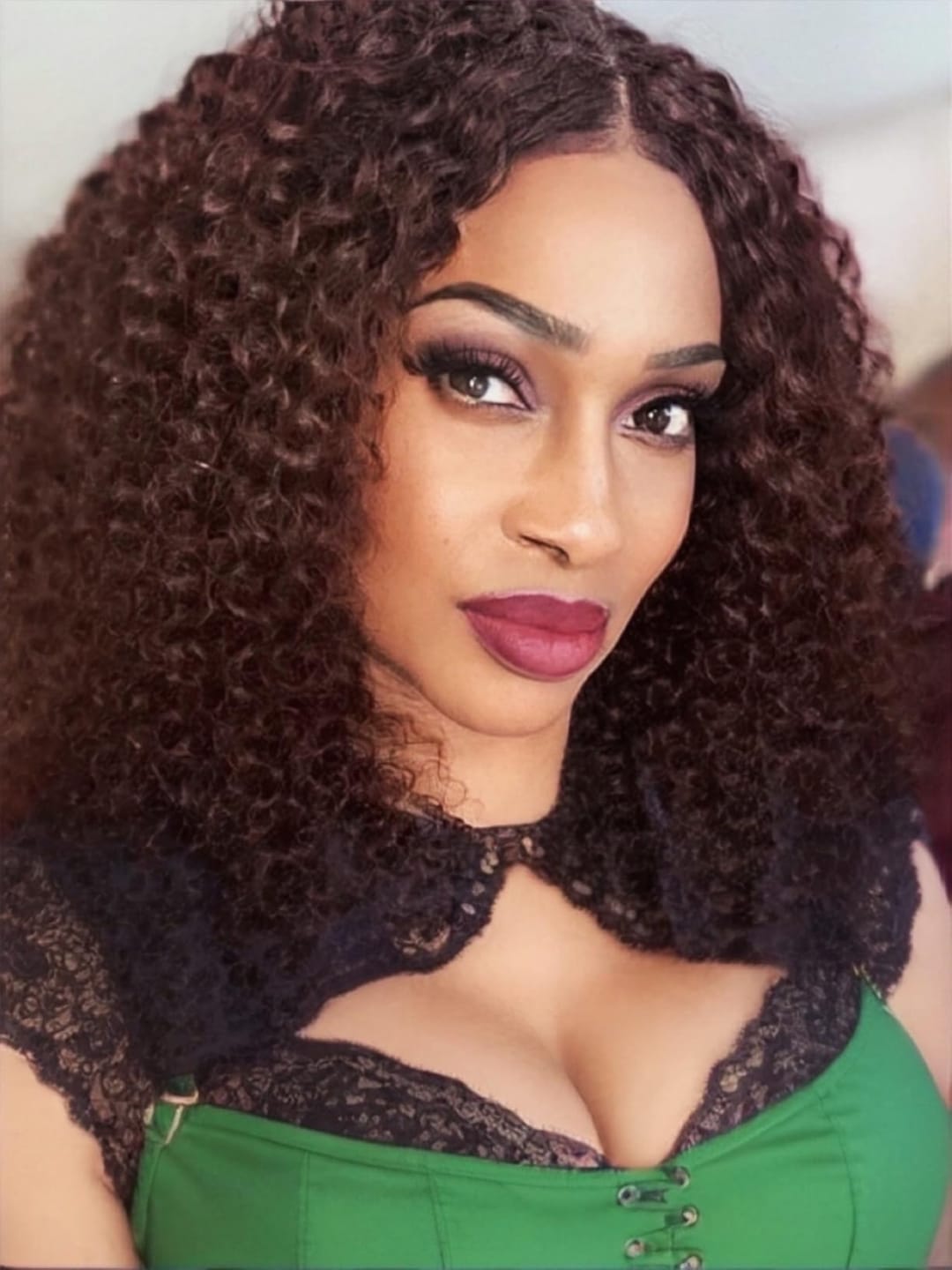 Customer photo review of Wavymy Wear & Go Reddish Brown 7x5 Glueless Lace Wigs Human Hair 180% Density