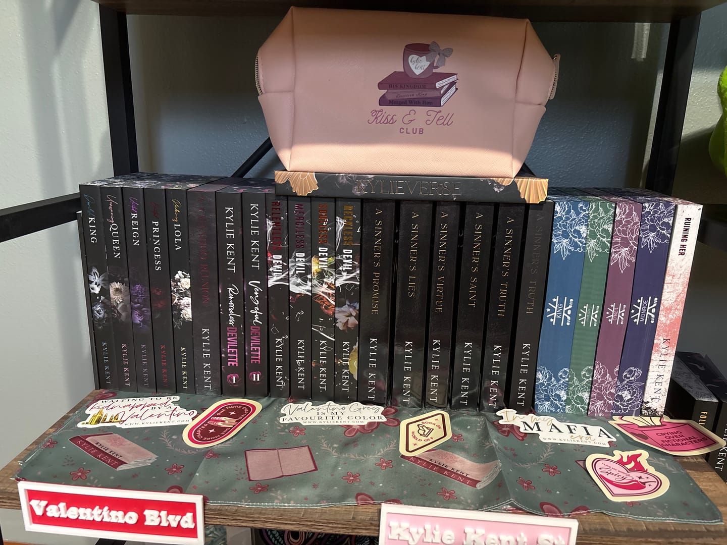 Customer photo review of Vancouver Knights Series