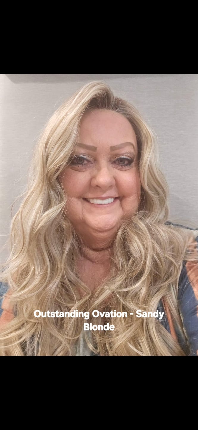Customer photo review of OUTSTANDING OVATION - Sandy Blonde