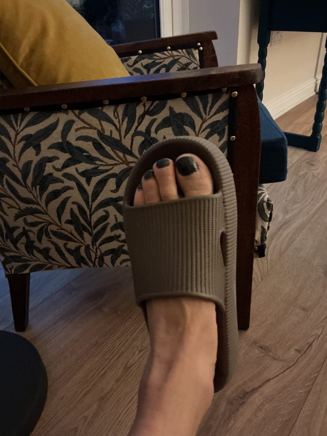 Customer photo review of Cloud Slides - Men's Original Cushion Comfort