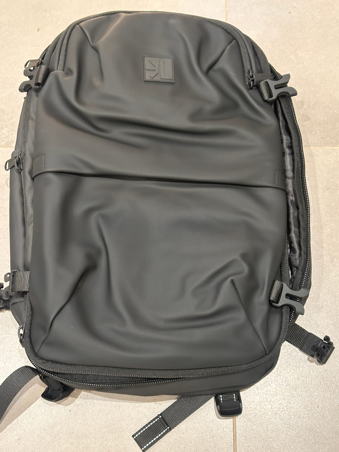 Customer photo review of Lumeo AirVac Compression Travel Backpack
