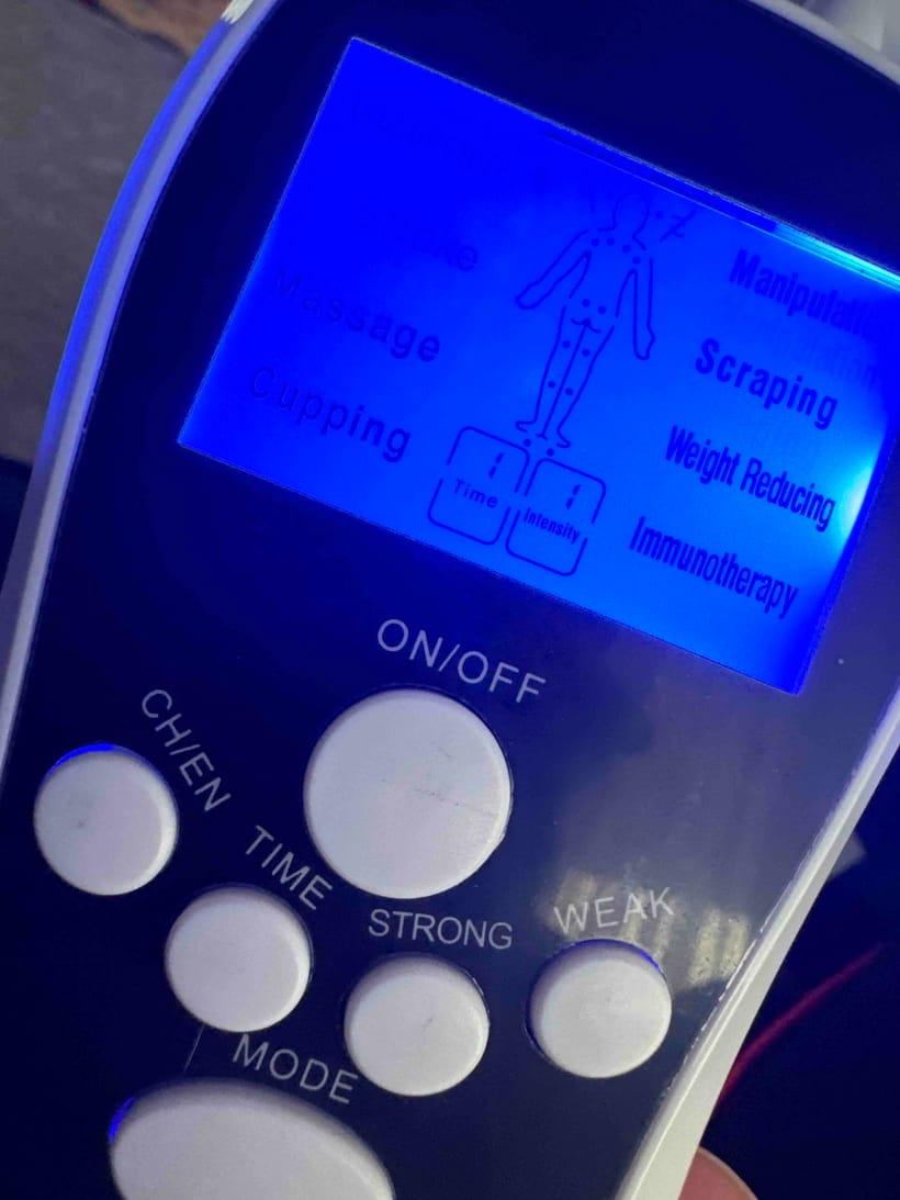 Customer photo review of Şarjlı TENS/EMS Masaj Fizik Tedavi Cihazı