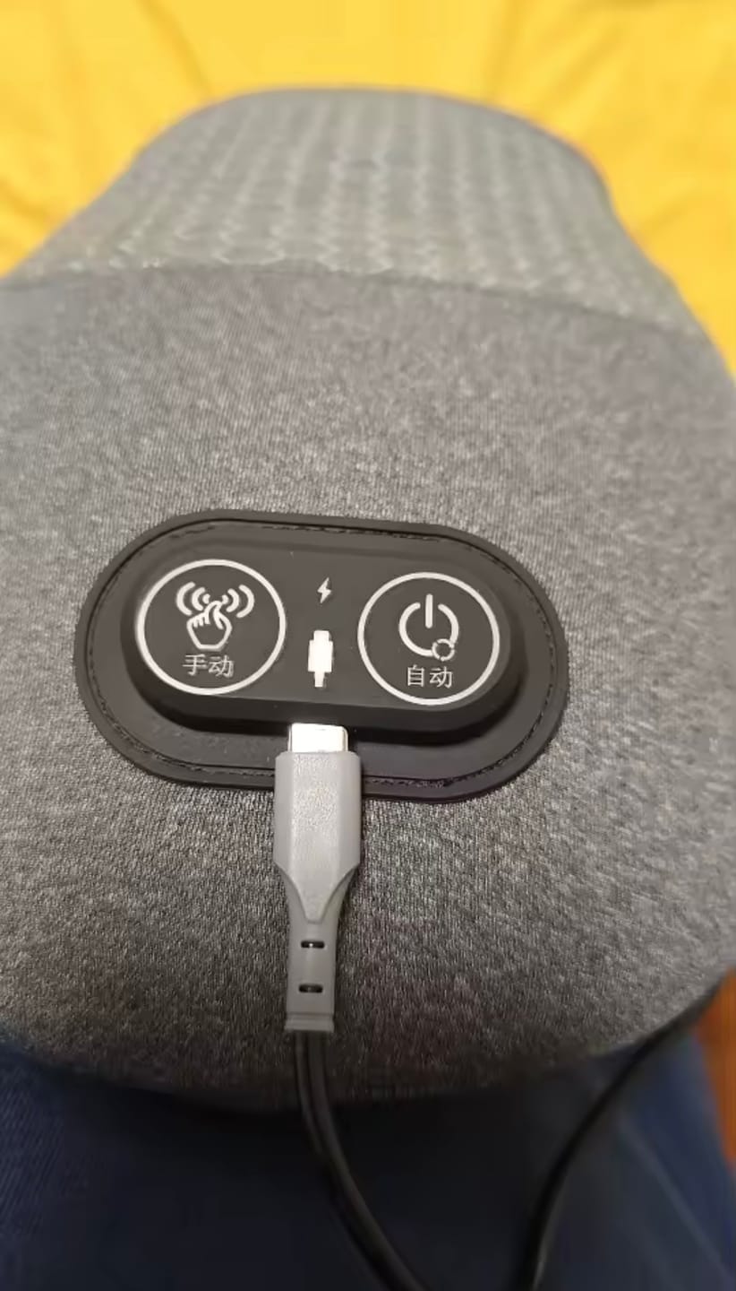 Customer photo review of RyggRo- 3-i-1 massagekudde med värme