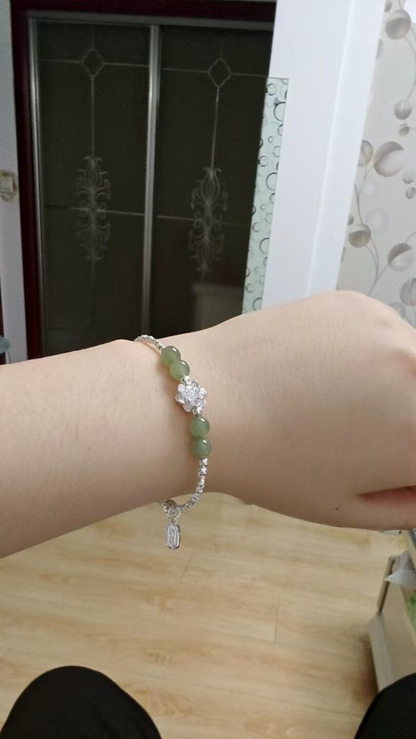 Customer photo review of Hehua Hetian Jade Bracelet