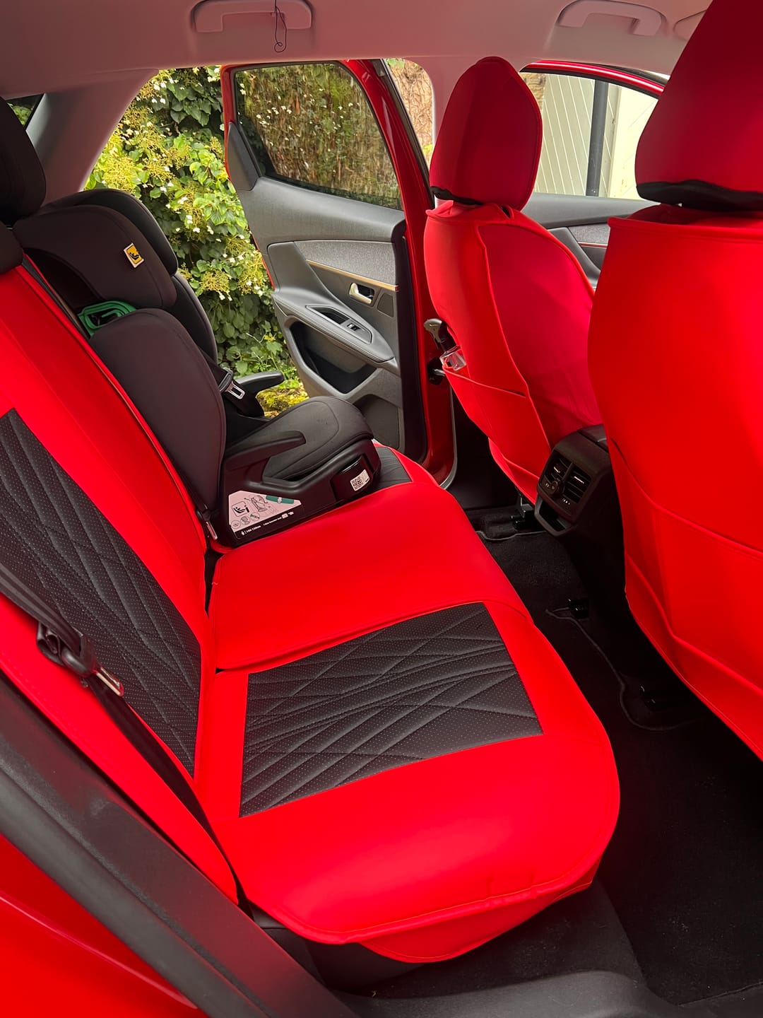 Customer photo review of Black & Red Car Seat Covers