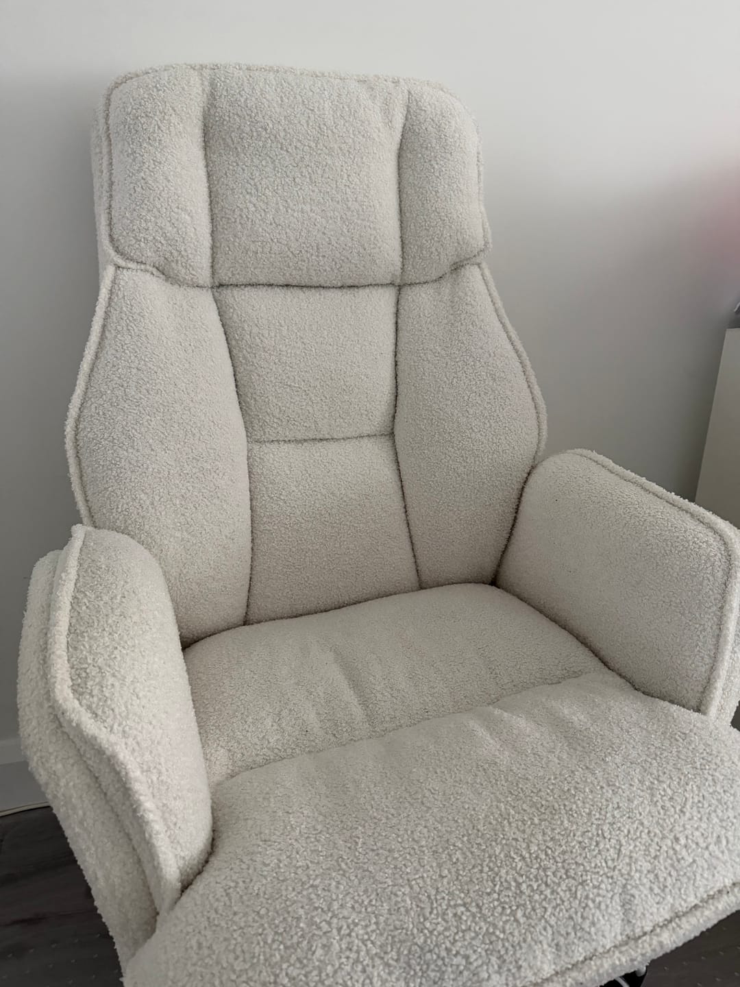 Customer photo review of Lumi Cloud Chair