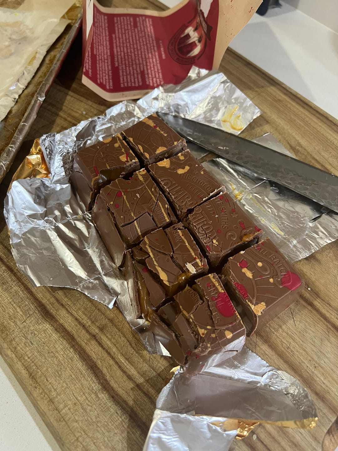 Customer photo review of The Bakineer X The Chocolate Smiths Collaboration 390g