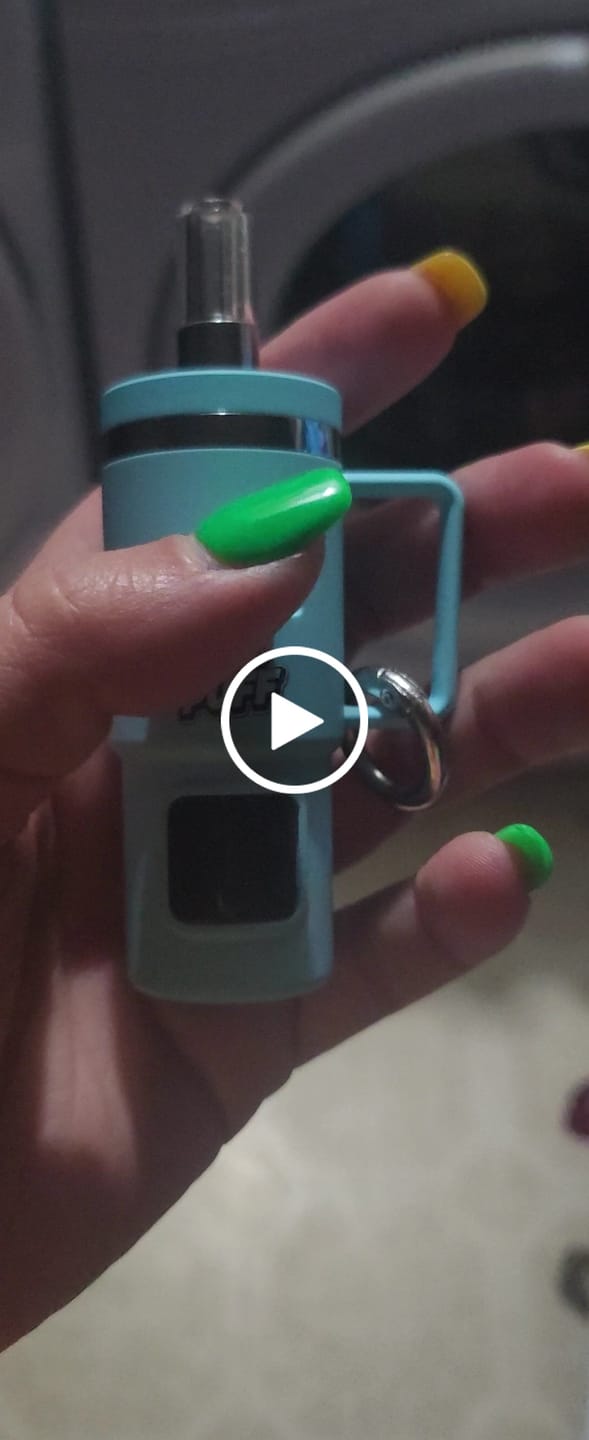 Customer video review of NEW! Cup Cart 510 Battery by Mrs. Puff