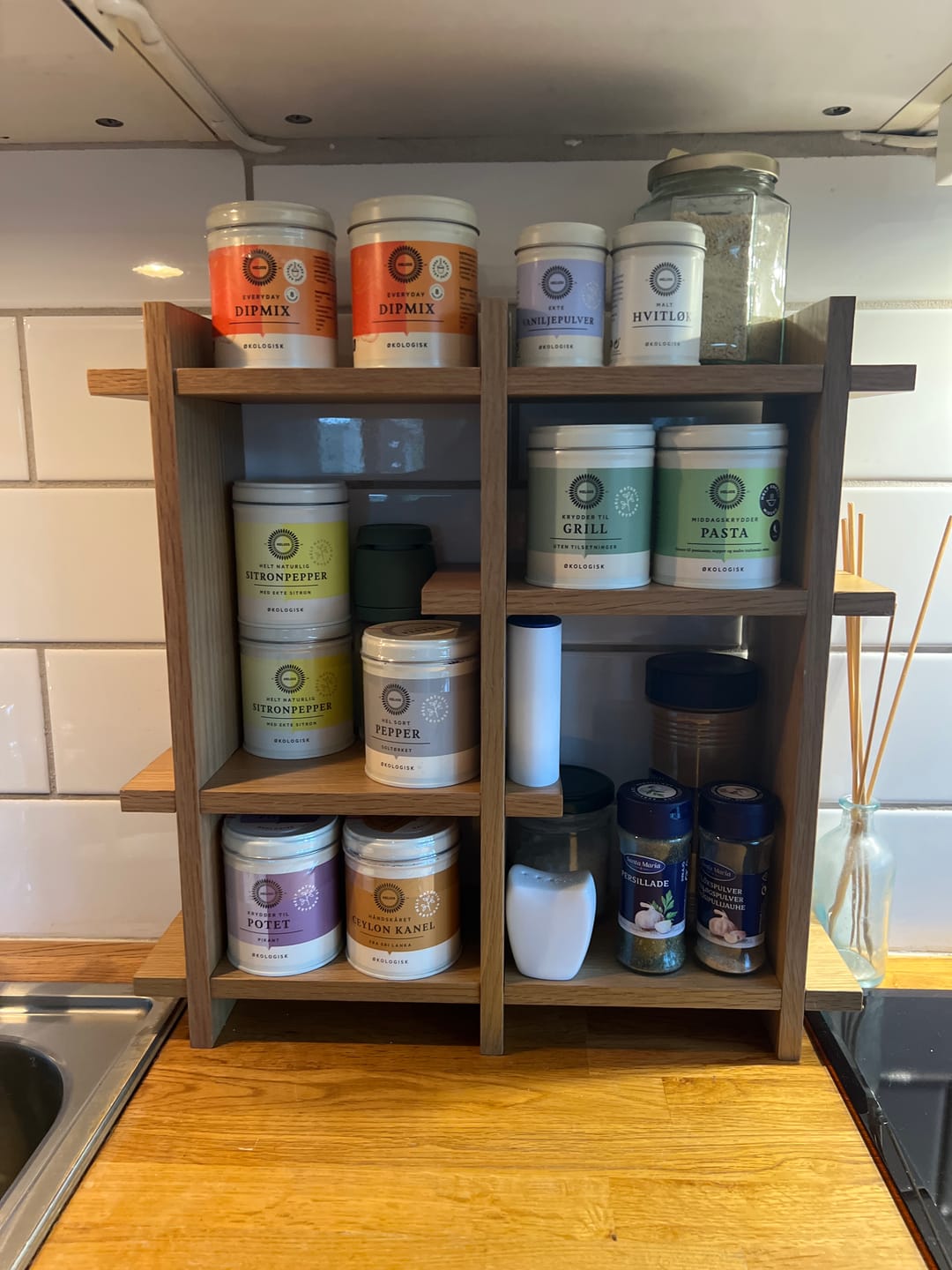 Customer photo review of Olsberg vegghylle eikefiner natur 40 x 12 x 40 cm