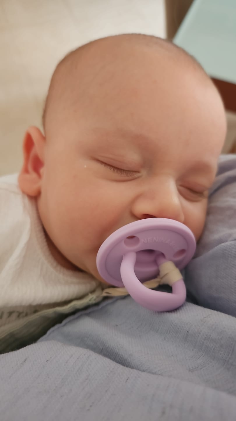 Customer photo review of Pack 4 Chupetes DIAMOND Fisiológicos
