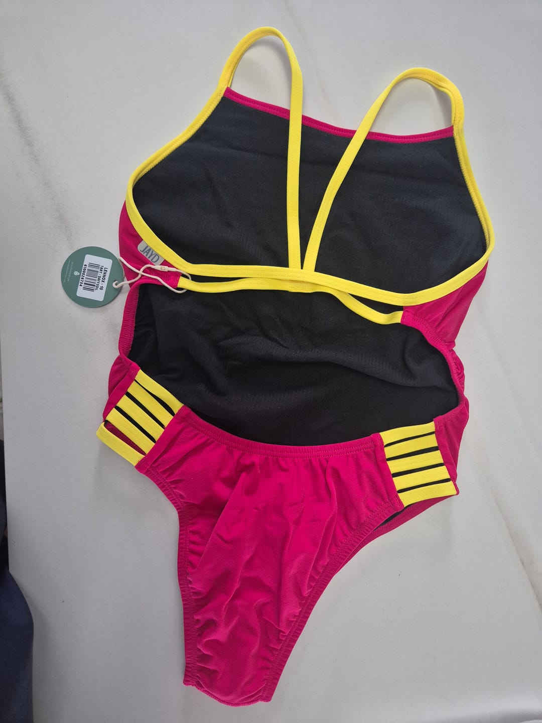 Customer photo review of LENNOX ONE PIECE - Tart|Daffodil