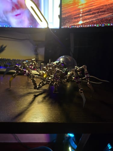 Customer photo review of Plasma Spider Model Kit – Cyberpunk 3D Metal Puzzle