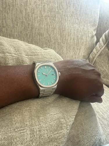Customer photo review of Looking Sharp® Lyon