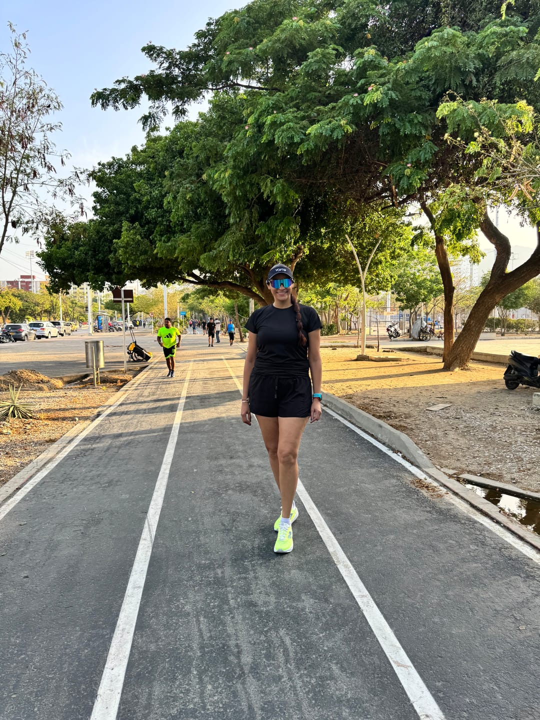 Customer photo review of New Balance FuelCell Rebel v5 Hombre Afterglow Deep End
