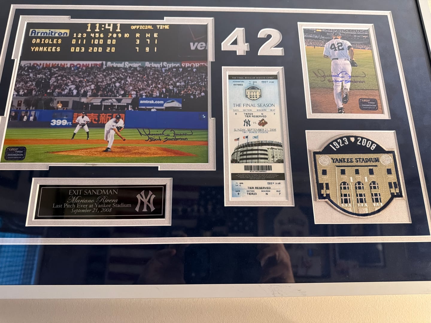 Customer photo review of Mariano Rivera Autograph Signing