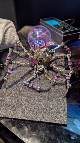 Customer photo review of Plasma Spider Model Kit – Cyberpunk 3D Metal Puzzle