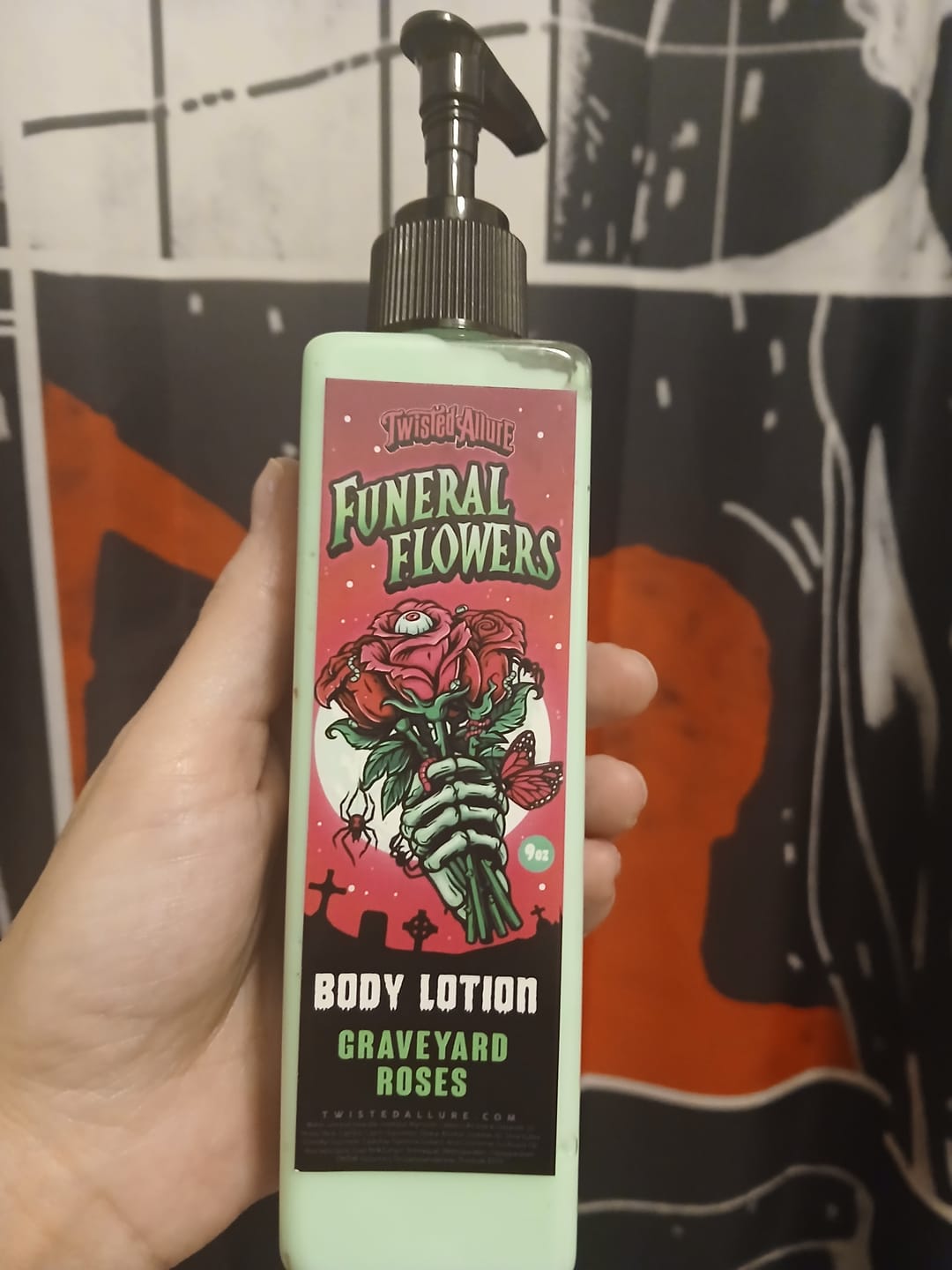Customer photo review of Funeral Flowers Body Lotion