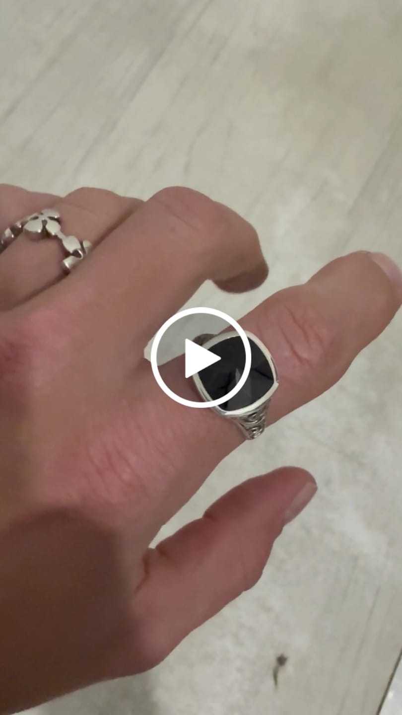 Customer video review of Geometric Signet Ring - BLACK LOTUS