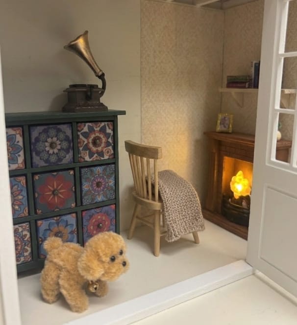 Customer photo review of Dollhouse Cabinet Bohemian Tile Drawer - 1:12 Scale Wooden Furniture (2 Colors)
