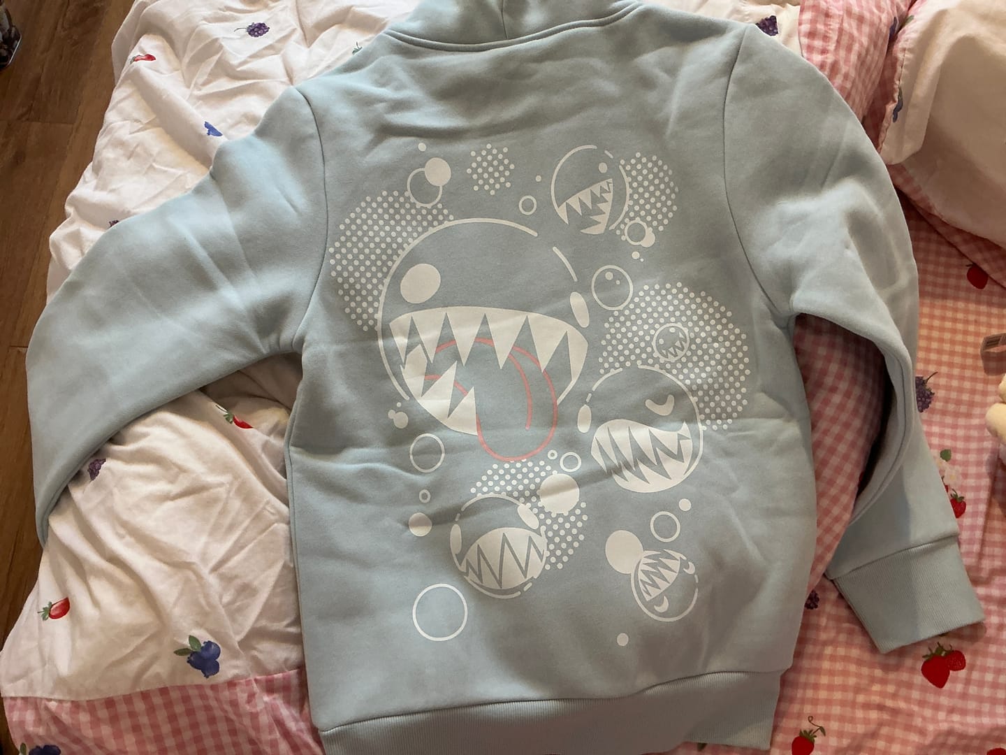 Customer photo review of Bubble Hoodie