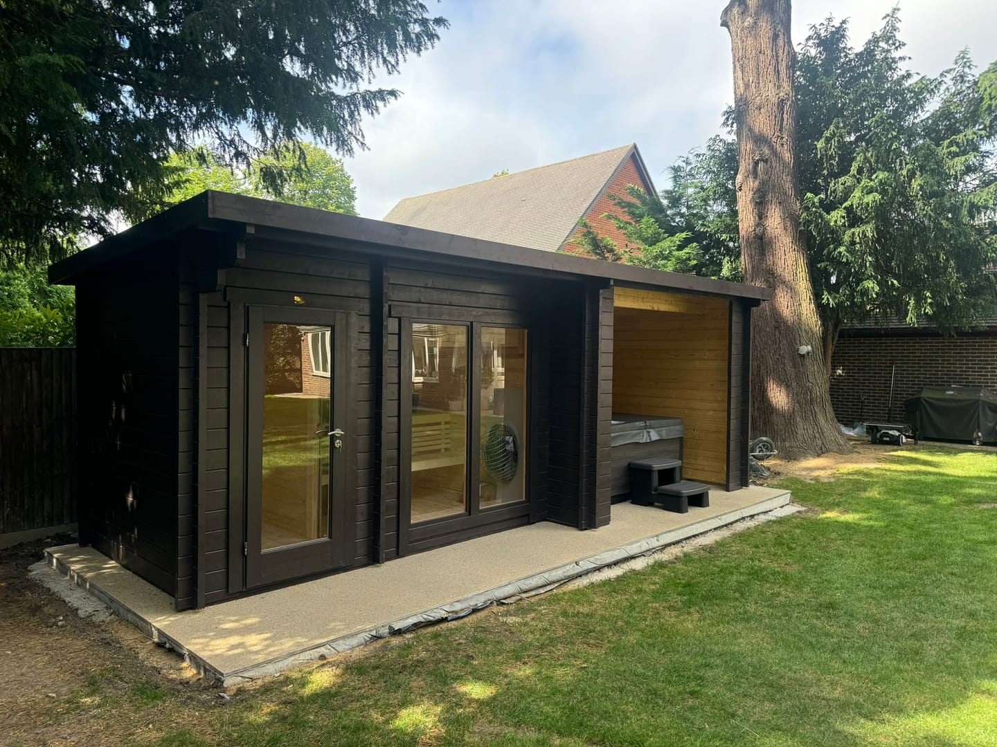 Customer photo review of The KeiCo Garden Spa Retreat — Outdoor Sauna, Changing Room & Spa Terrace