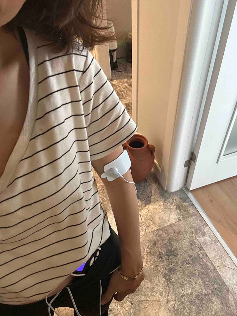 Customer photo review of Şarjlı TENS/EMS Masaj Fizik Tedavi Cihazı