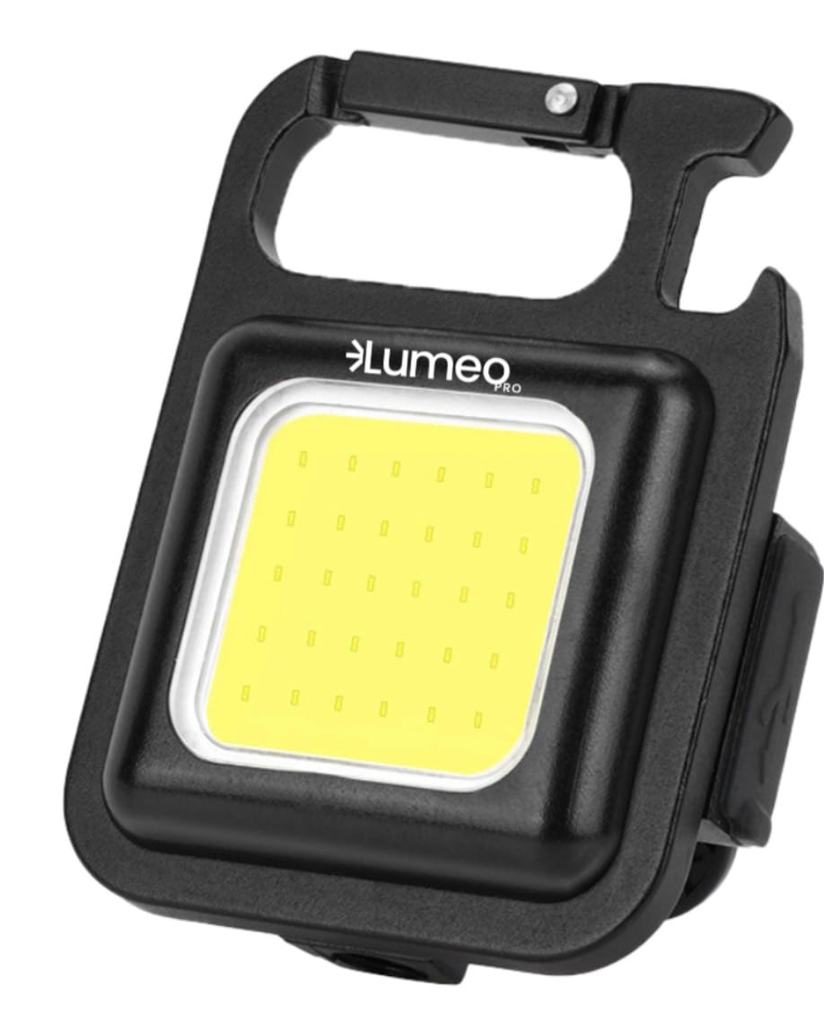 Customer photo review of Lumeo Pro BrightBuddy Keychain Light (FREE GIFT)