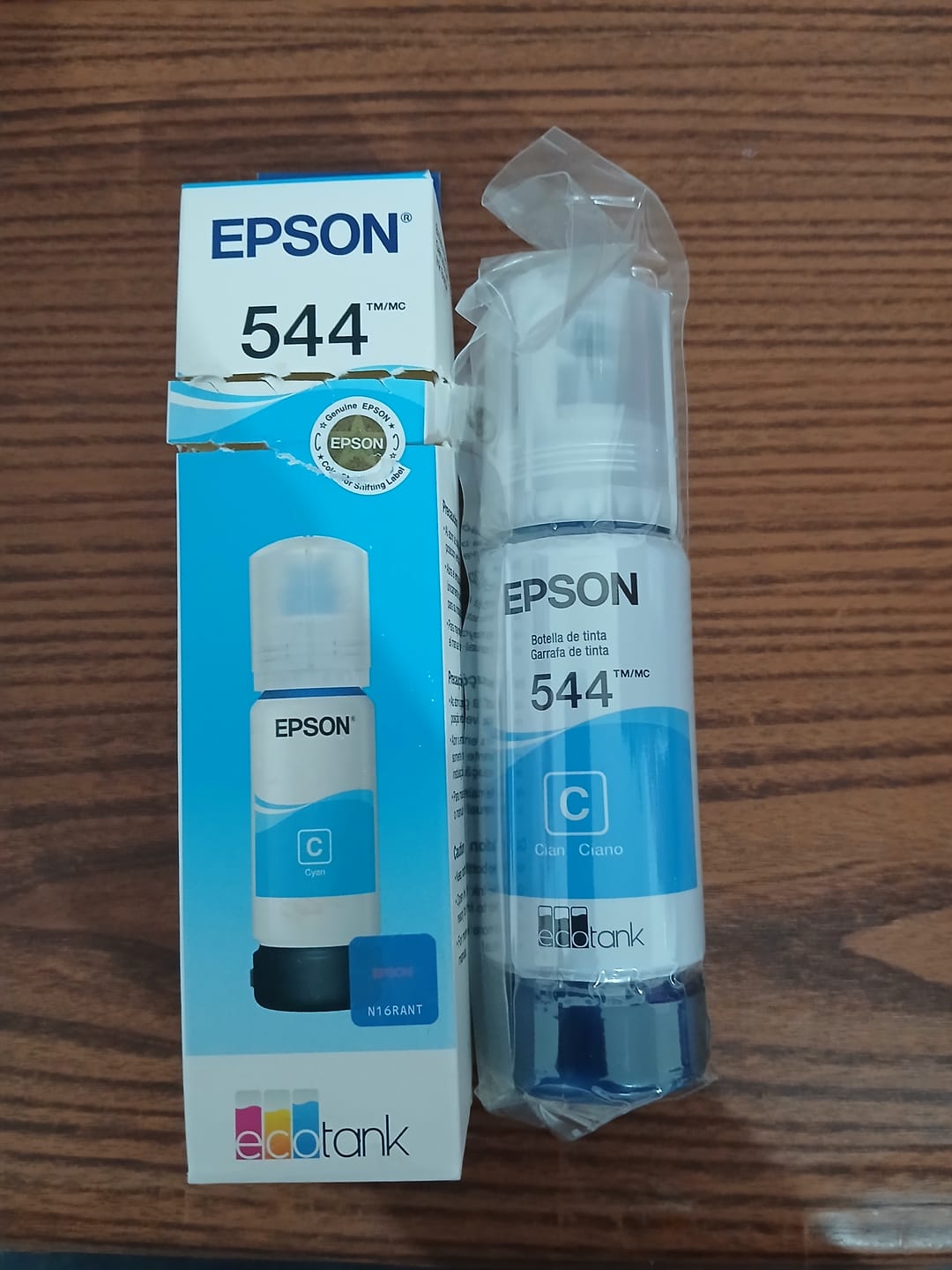 Customer photo review of Botella de Tinta Epson 544 Cyan