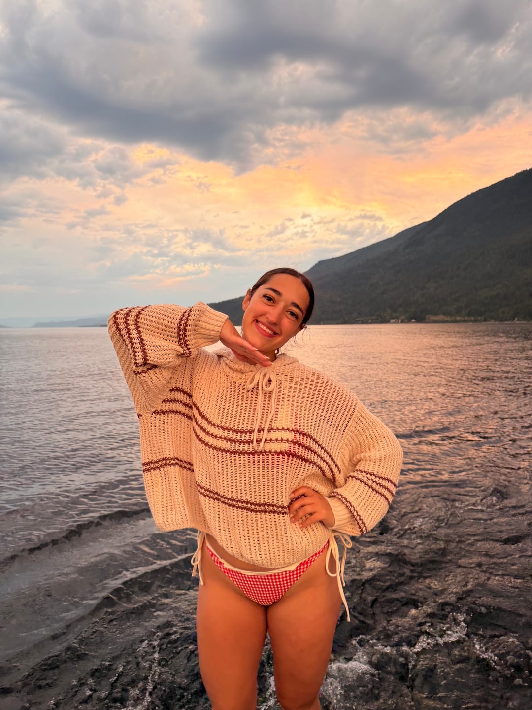 Customer photo review of Seamolly Contrast Color Gingham Textured O Ring Double Layer Bikini Set