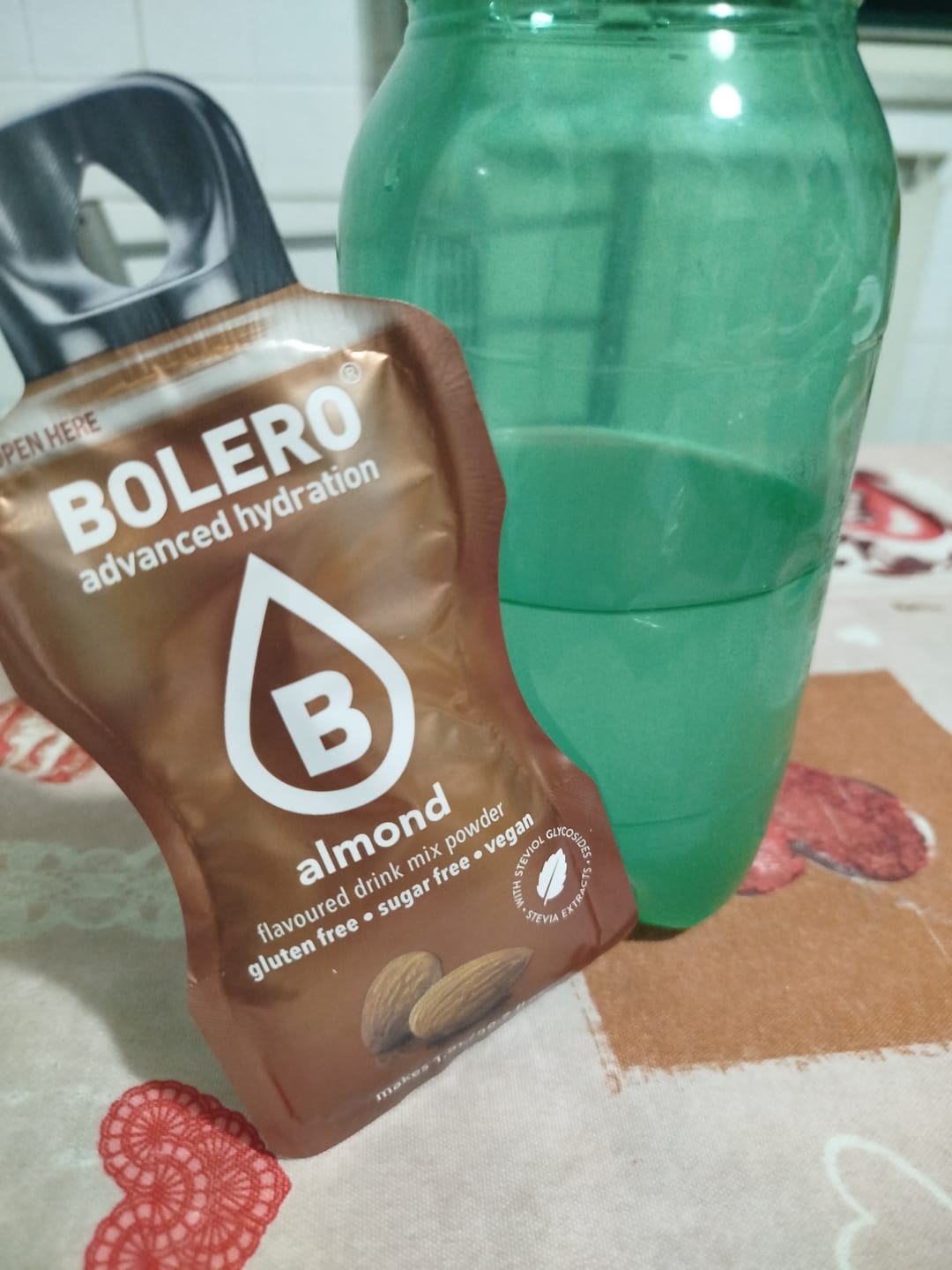 Customer photo review of Bolero® 24 Bustine 9 gr, Bevanda Istantanea Solubile, Zero Zuccheri, Almond (Mandorla)