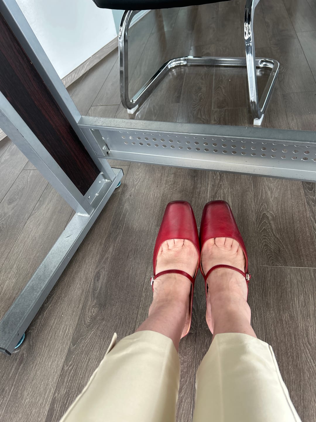Customer photo review of Mules de cuero genuino Esmer