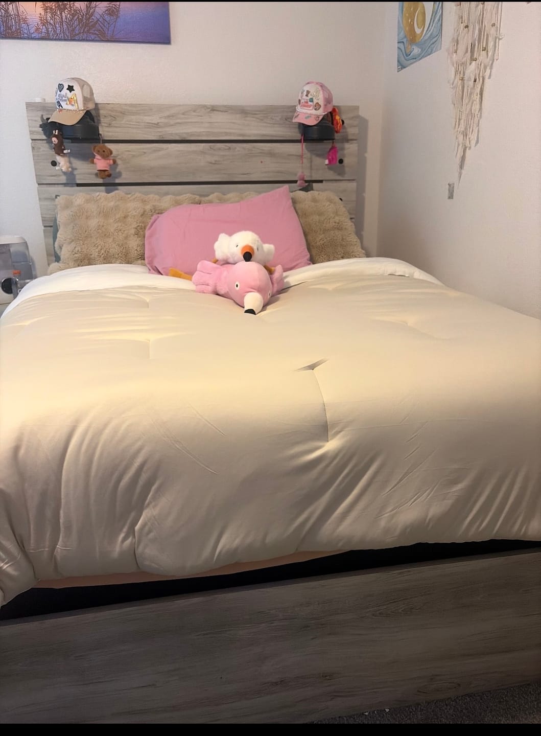 Customer photo review of MarshMellow Comforter