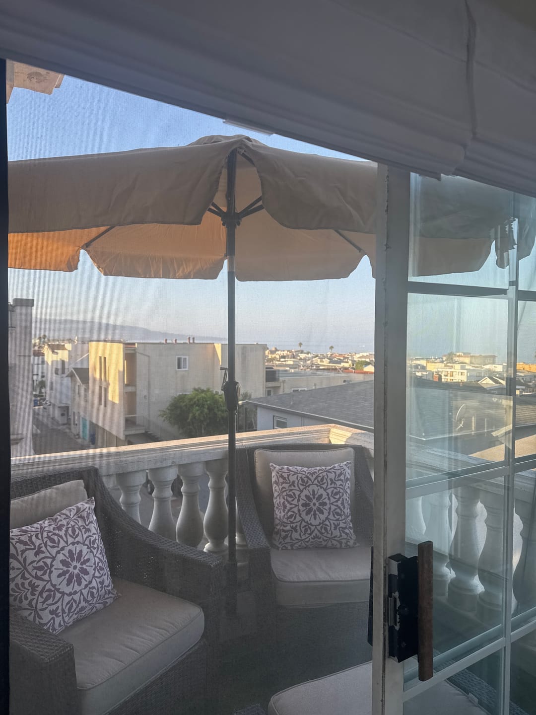 Customer photo review of MASTERCANOPY Valance Patio Umbrella for Outdoor Table Market 6/8 Ribs