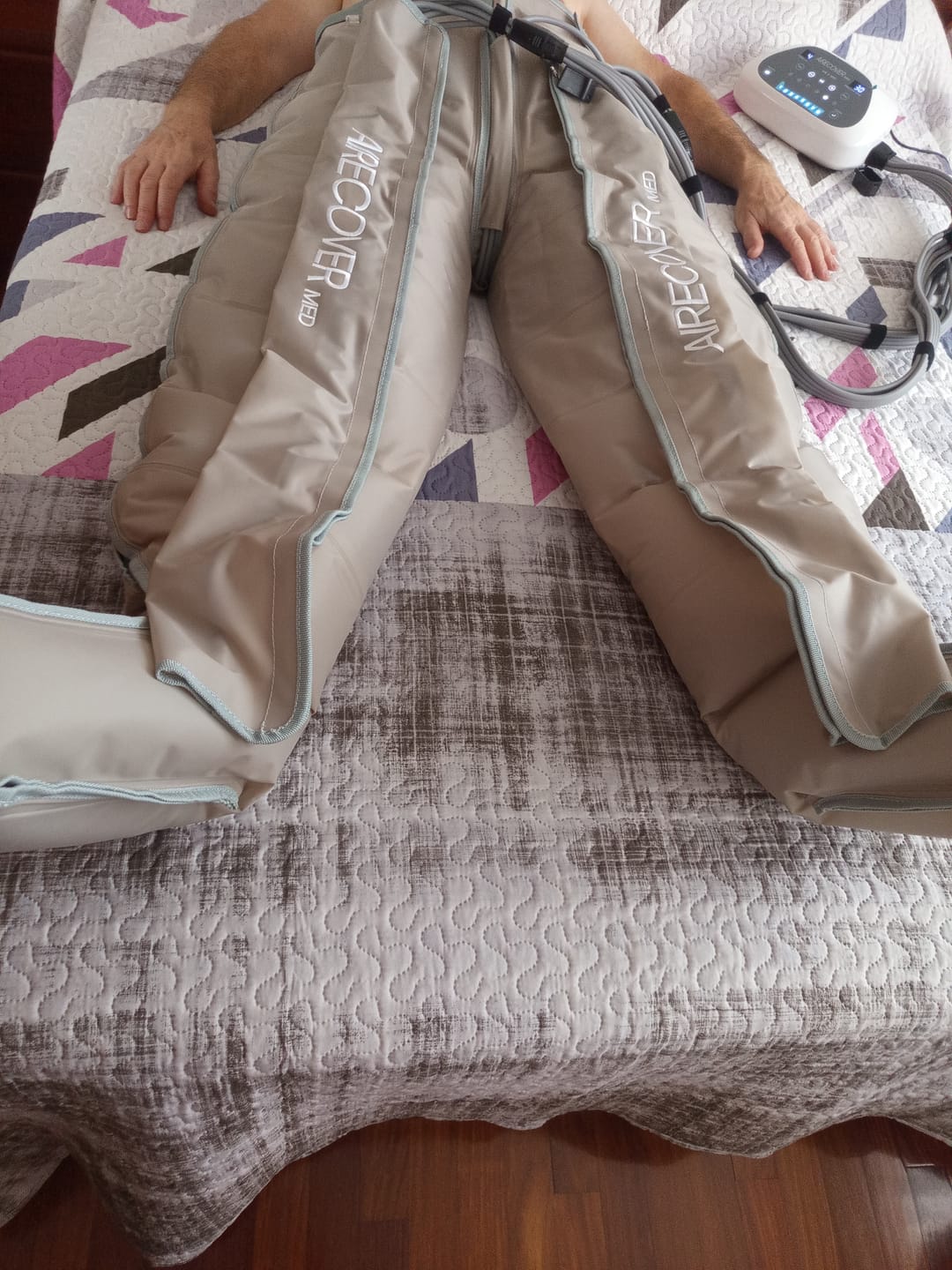 Customer photo review of Airecover Med 8.0 Pants
