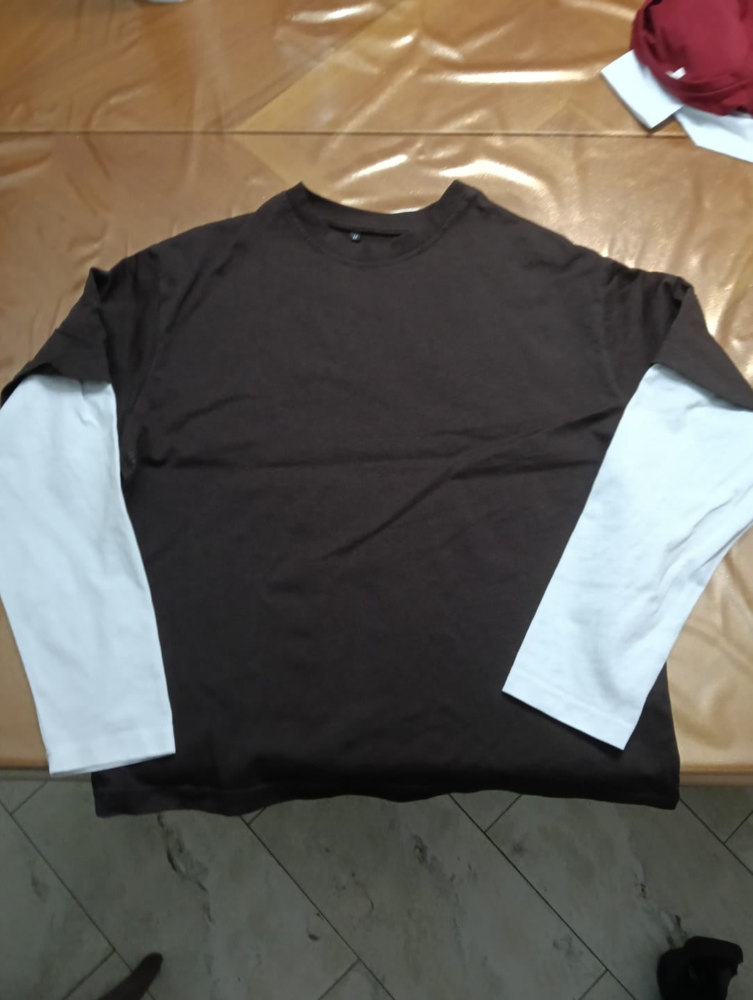 Customer photo review of Double Long Sleeve Bicolor Merlot