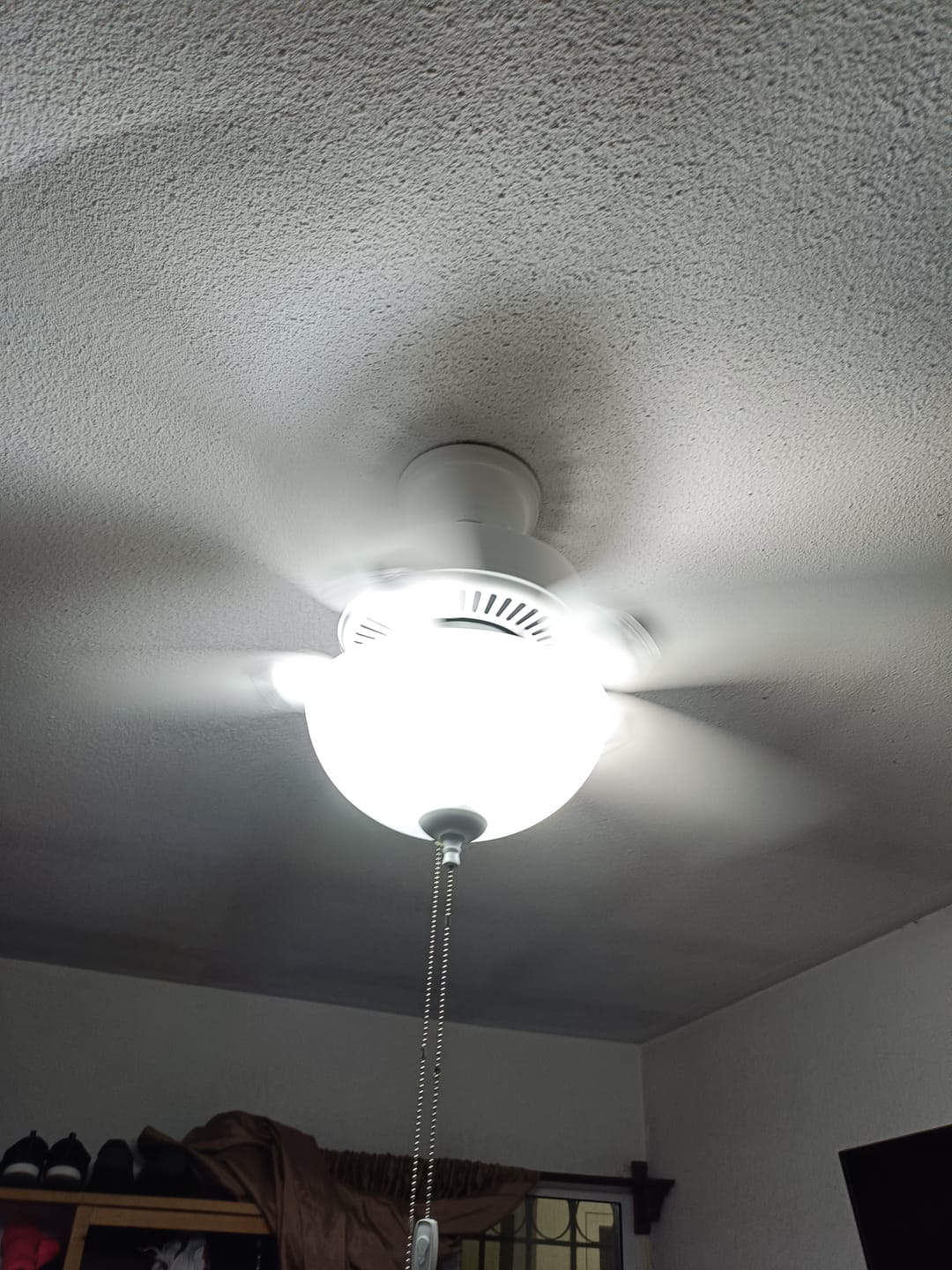 Customer photo review of Ventilador de Techo Swanson con Luz LED 44 Pulgadas