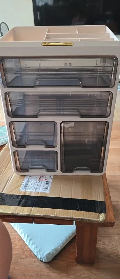 Customer photo review of Drawer Medicine Storage Box - Layered Family Medicine Organizer with Large Capacity