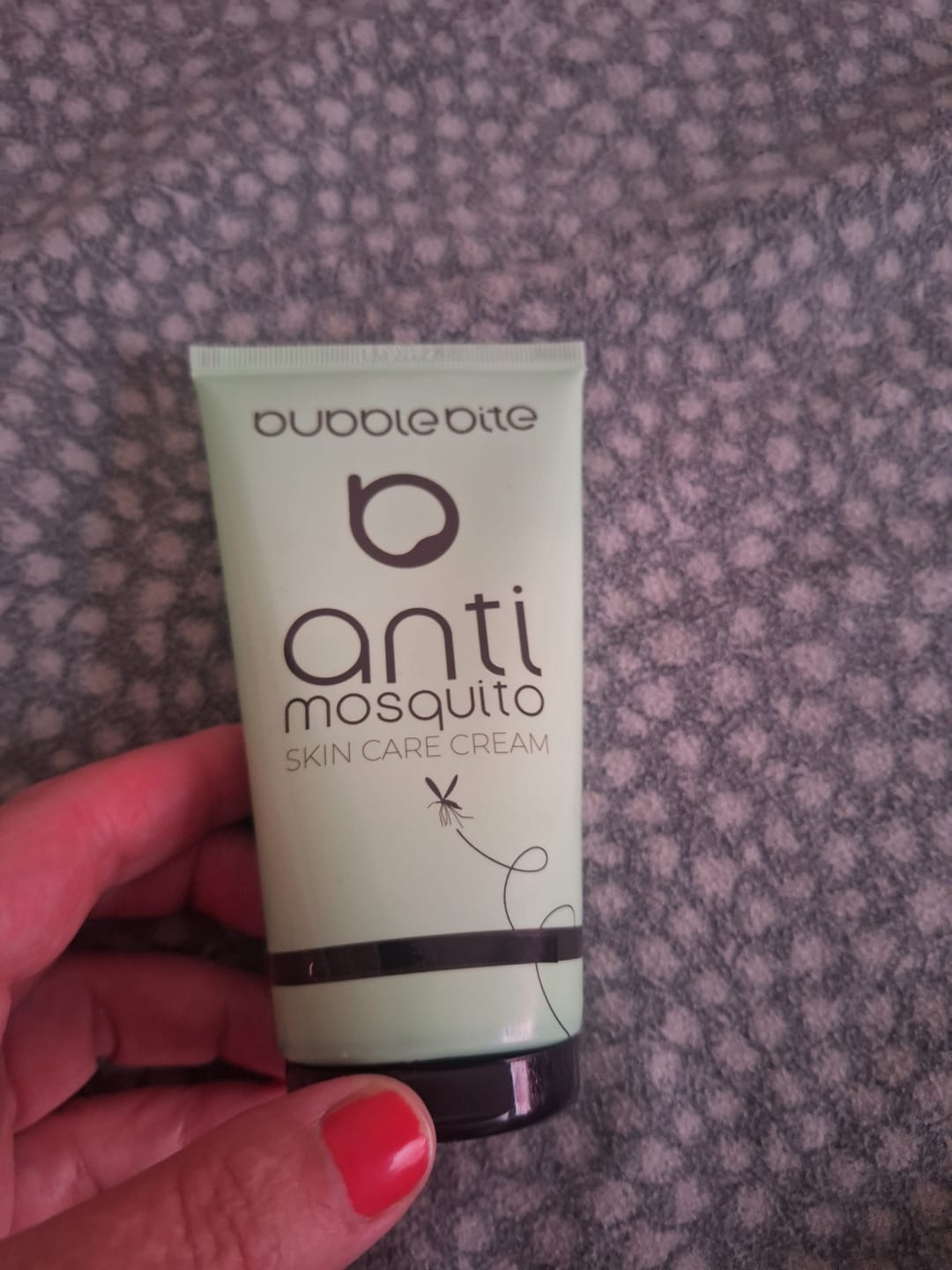 Customer photo review of Anti Mosquito Cream 150ml (1+1 GRATIS)