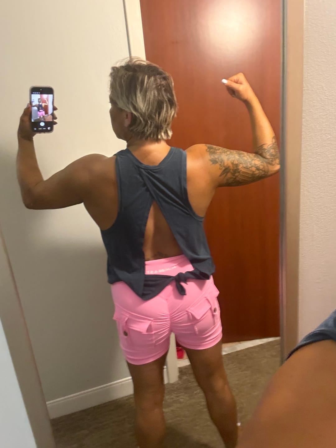 Customer photo review of Curve Cargo Shorts Pattern