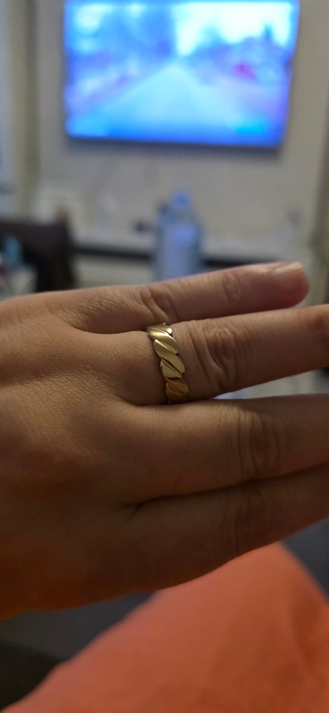 Customer photo review of Hillary Ring