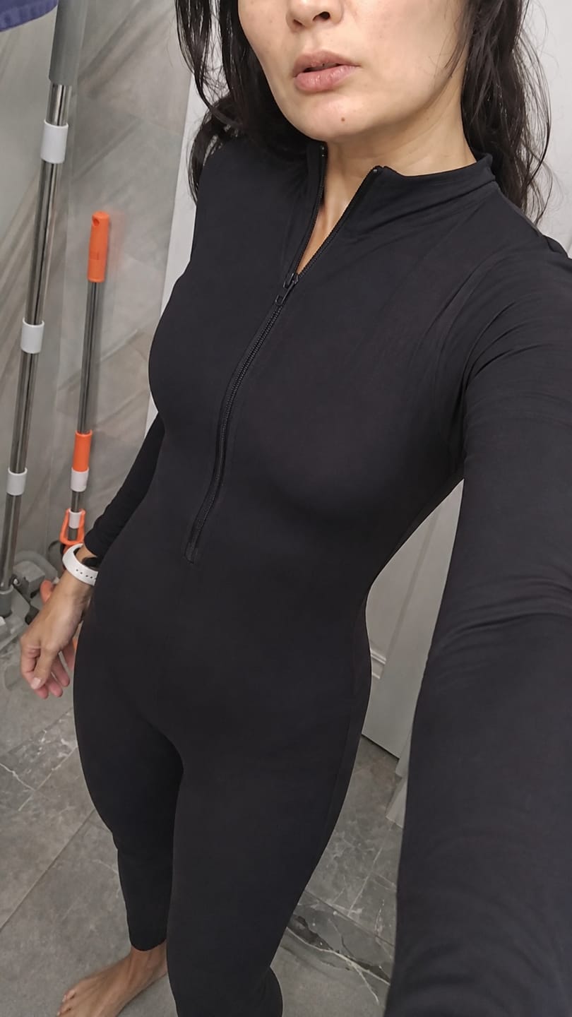 Customer photo review of Women’s Long-Sleeve Sculpting Jumpsuit – Sculpt