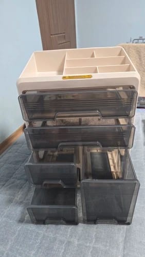 Customer photo review of Drawer Medicine Storage Box - Layered Family Medicine Organizer with Large Capacity
