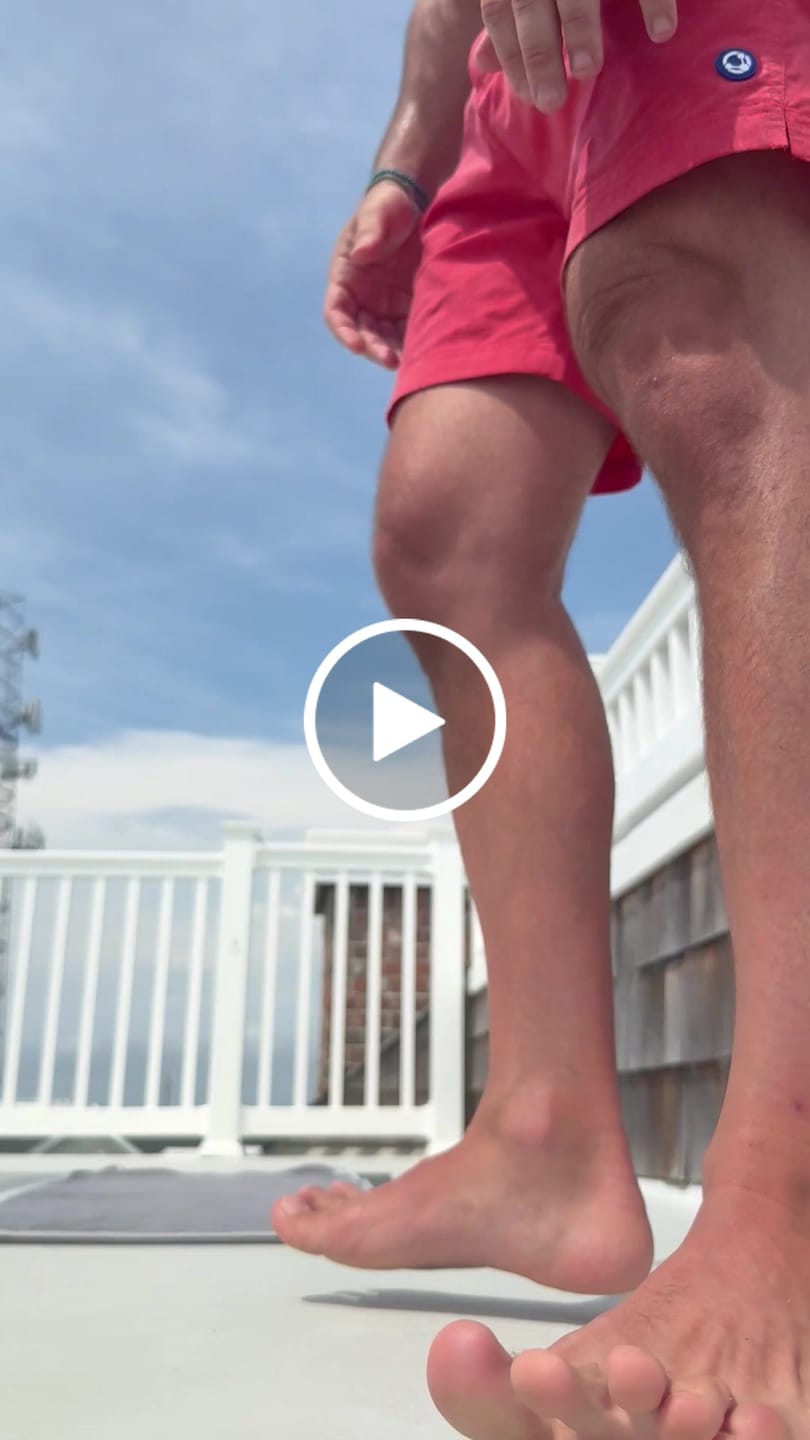 Customer video review of H2O Classic Padded Swim Short