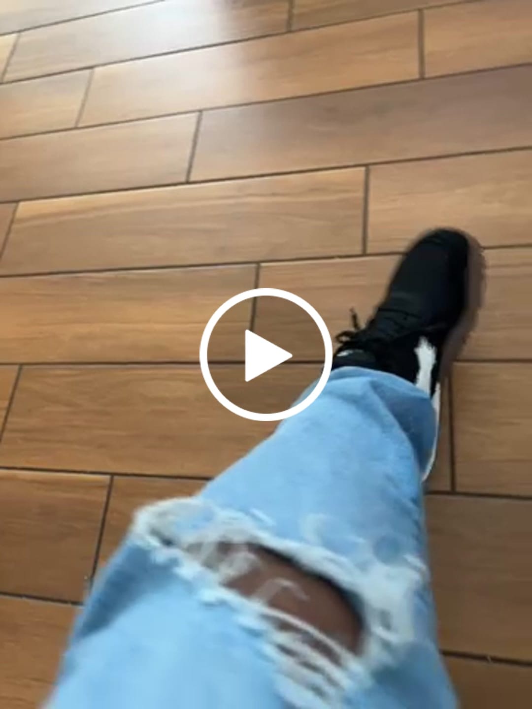 Customer video review of Hareball - Wide Toe Sneakers