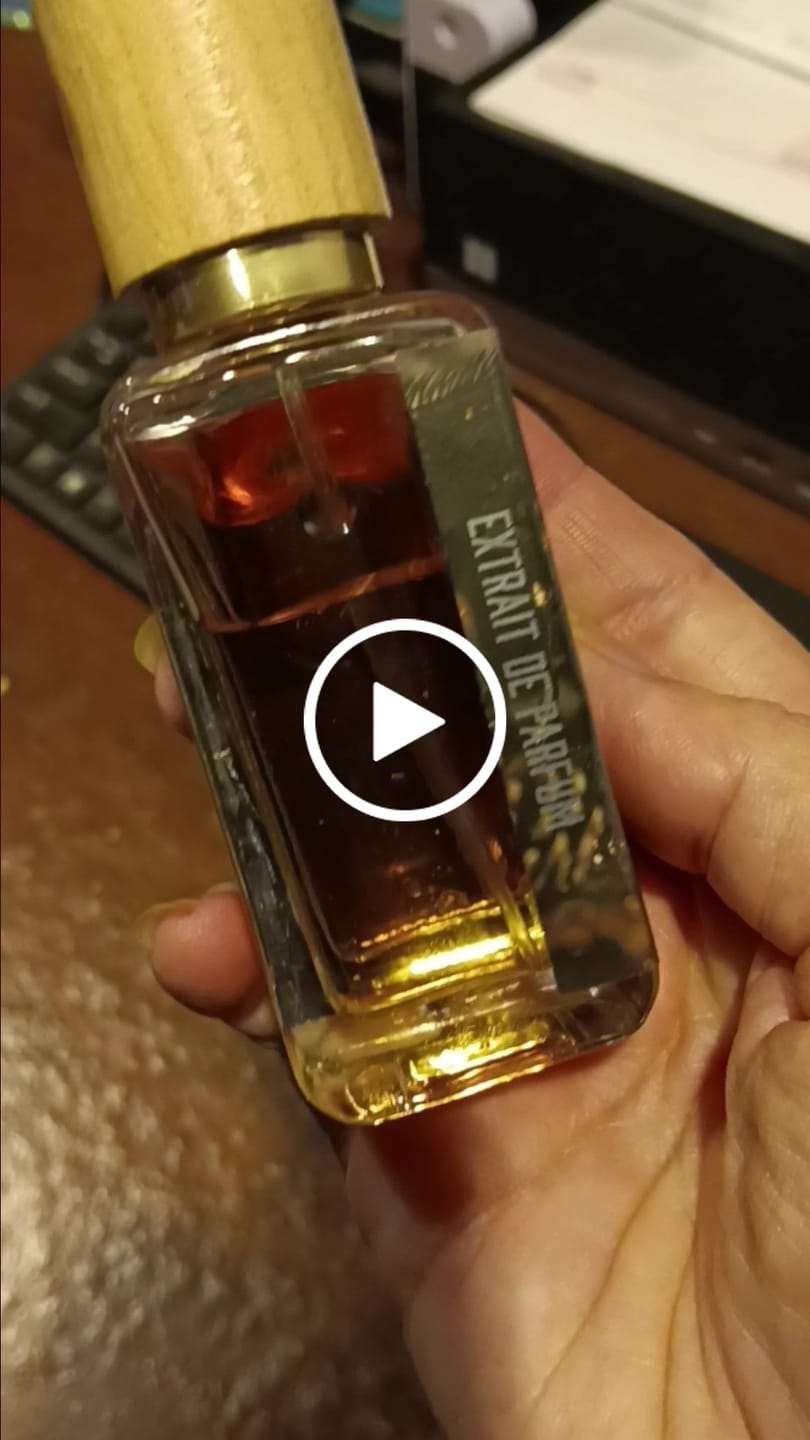 Customer video review of Holiday White Milk Vanilla Delight